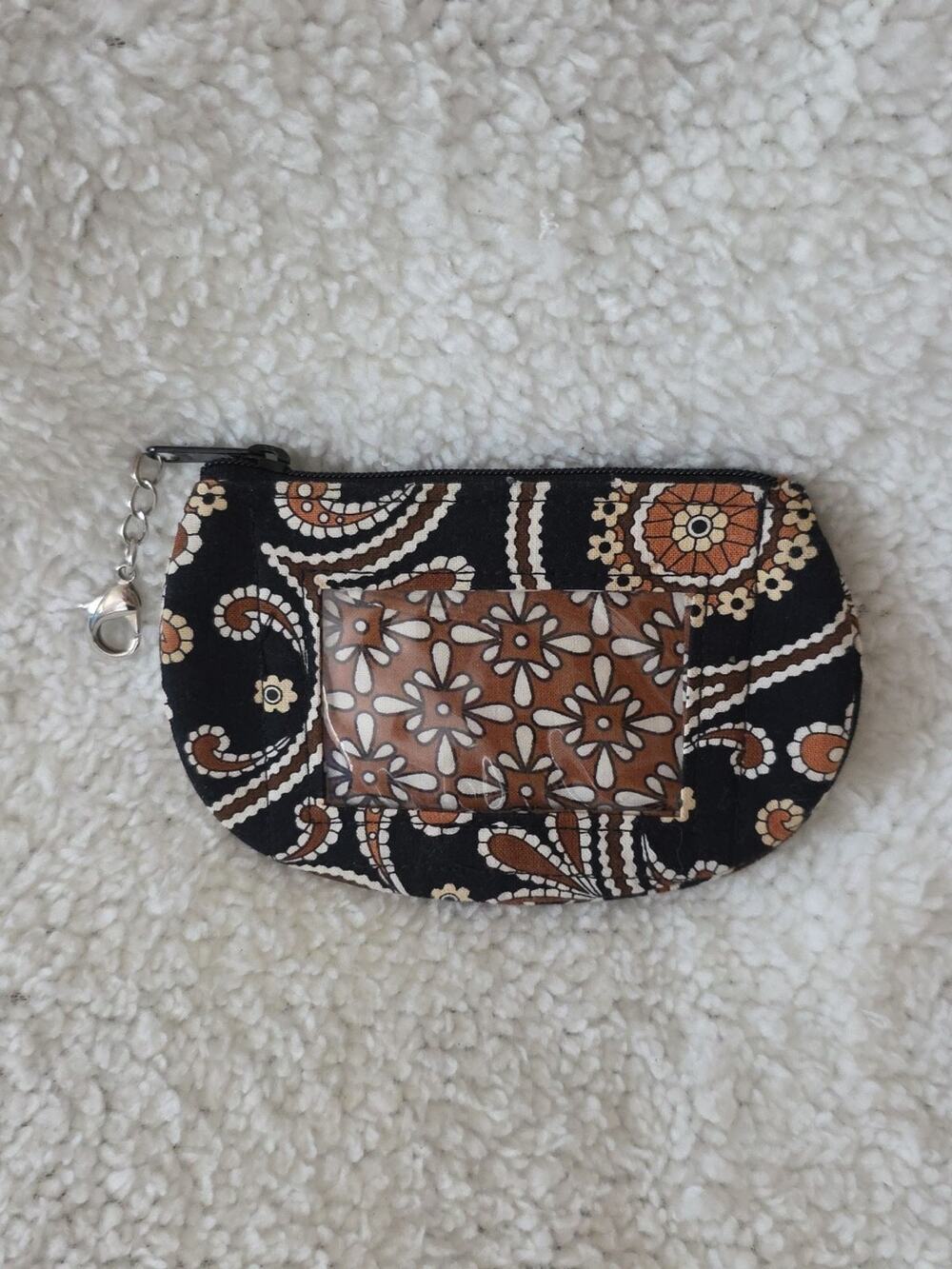 VERA BRADLEY Signed Clip On Zip Id Case Caffe' Latte Brown Black White Pattern